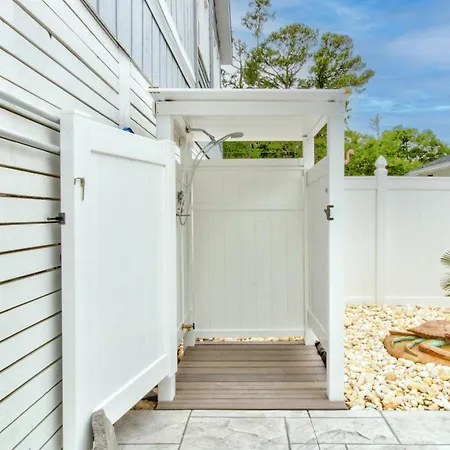 Ocean Isle Hidden Retreat Villa